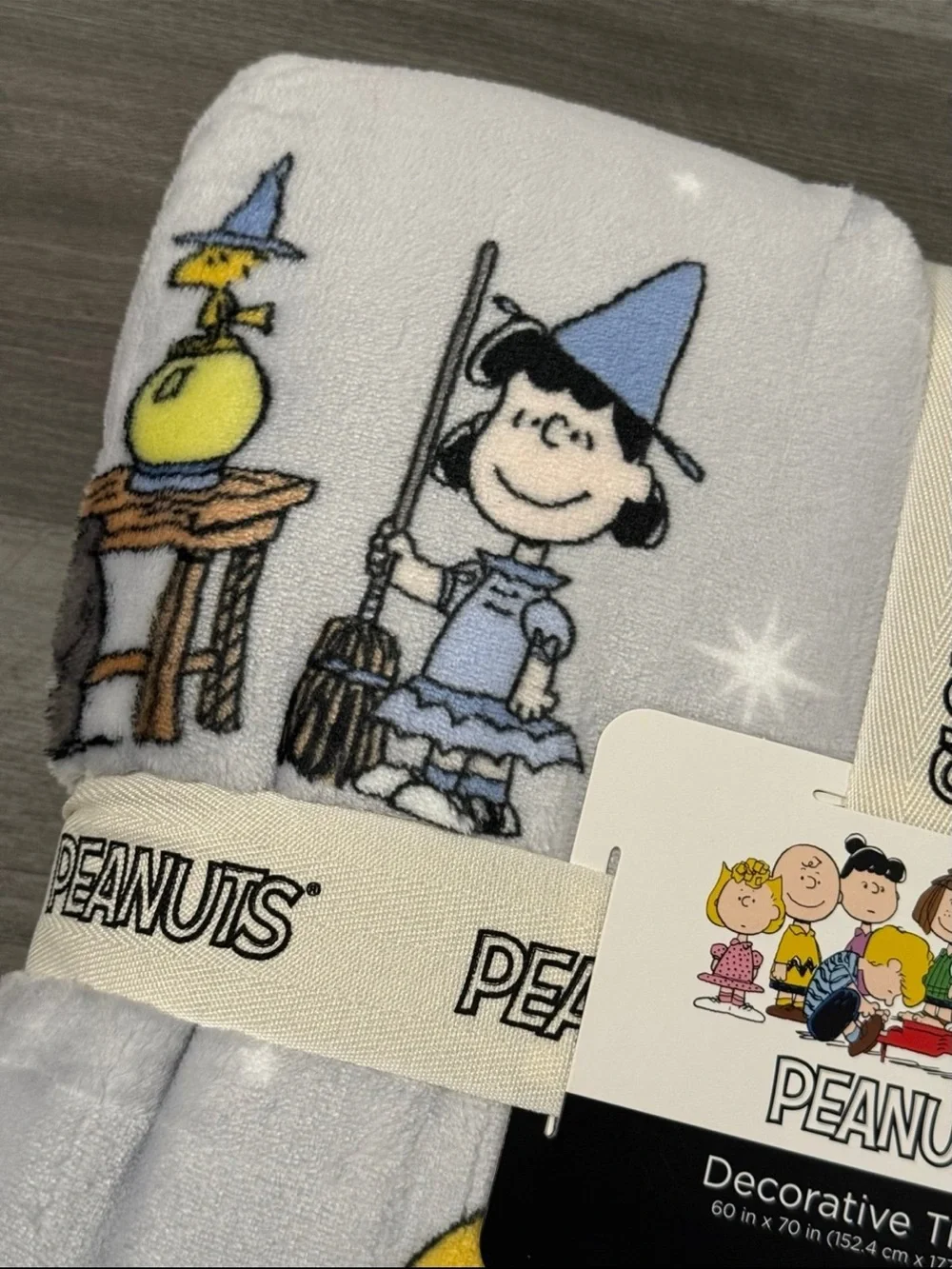 Peanuts Snoopy Halloween Throw Blanket 60” x 70” NWT